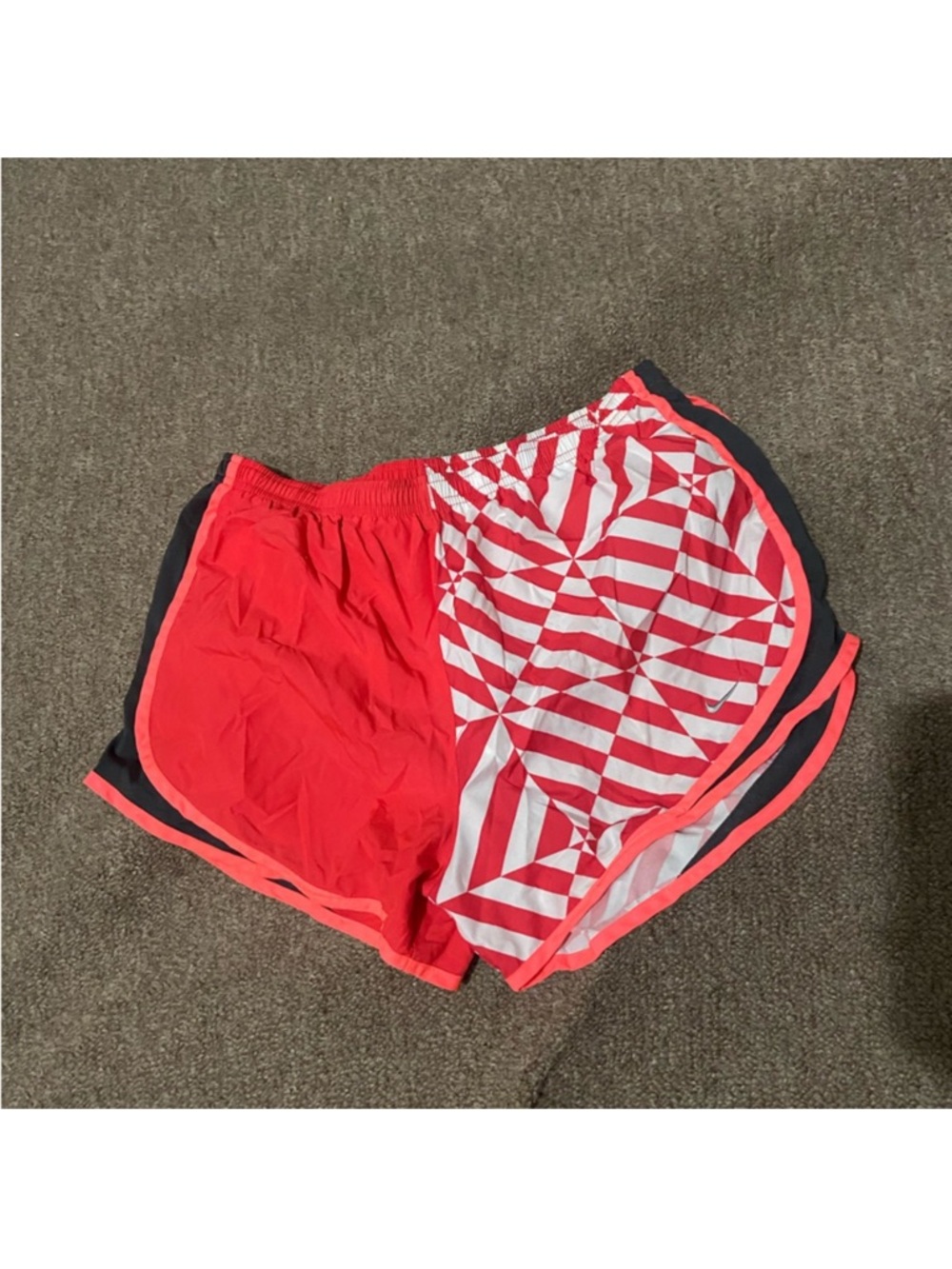 🏃‍♀️RARE Nike running shorts